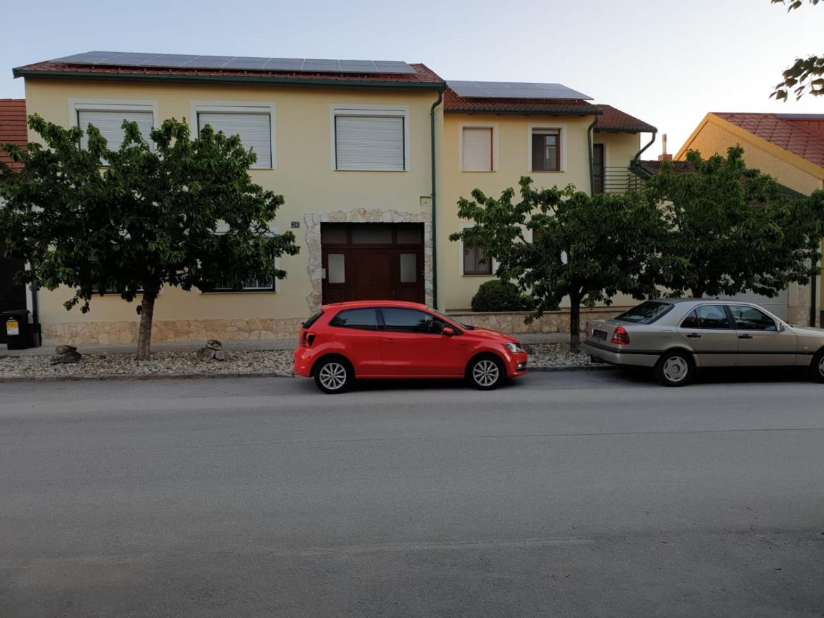 Ferienwohnung Koppi Pamhagen Екстериор снимка